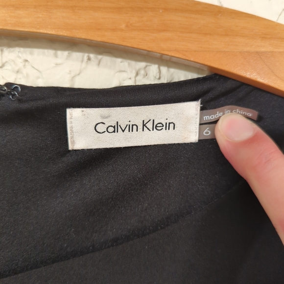 Calvin Klein Black Sheath Dress - Women's Size 6 Knee Length Gold Accent Classic - Picture 2 of 14